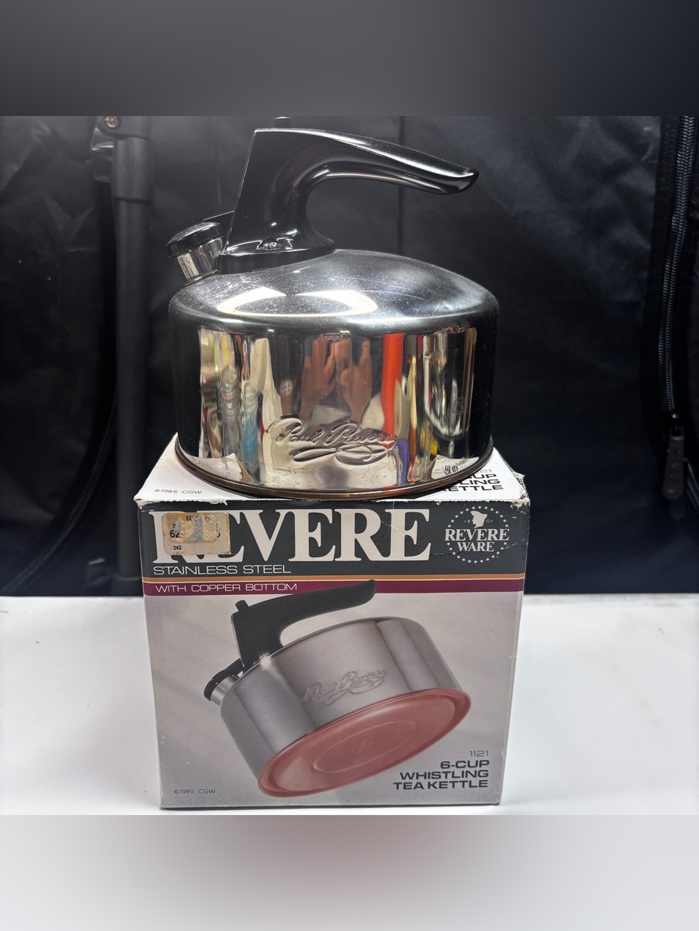 Revere Ware Tea Kettle Pot Paul Stainless Steel / Copper Bottom Korea 6 c. W/box